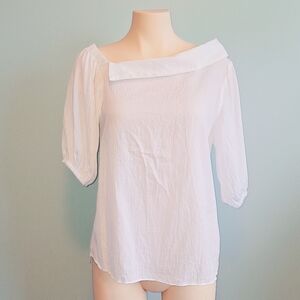 2️⃣9️⃣/4️⃣ Asymmetrical collar white shirt